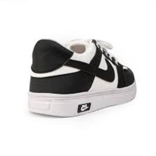 Nike Airforce Black & White Sneakers